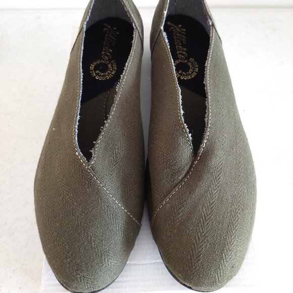 Shoes - Women's Kallie & Co Olive Organic Flat Maggie Vegan Slip-On Flats Size 7